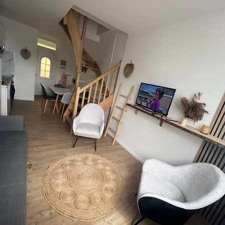 2 Proche , Centre , Phare *